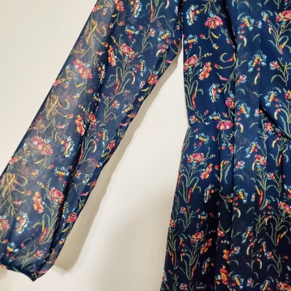NWOT BCBGeneration Pussy Bow Romper XS 2 Long Sleeve Neck Tie Pocket Floral Navy - Picture 15 of 16